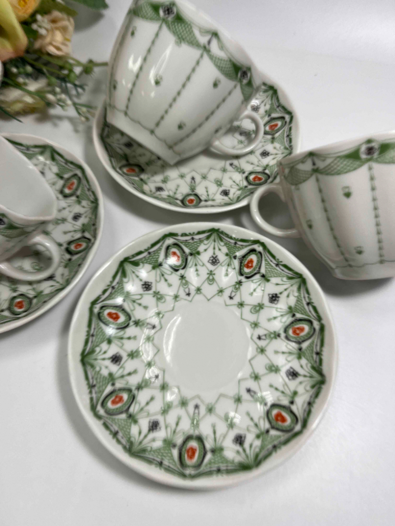 Кофейная пара "Паутинка" в зеленом цвете. ЛФЗ 1970х гг ав. Н.Л.Павлова, форма Тюльпан С.Е.Яковлева.. Картинка 3