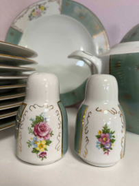 Столовый сервиз Румыния 1970гг на 12 персон. Фарфор, деколь, позолота. Цена за 45пр. Картинка 3