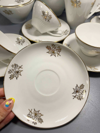 Сервиз чайный Epiag Чехословакия, клеймо после 1946г. Тонкий фарфор с позолотой. Винтаж.Цена за 14пр. Картинка 9