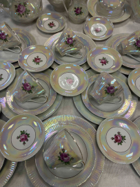 Чайный сервиз "Роза" на 12 персон. Jlmenau GDR. Тонкий рельеф фарфор, перламутр, деколь, золото 53пр. Картинка 4