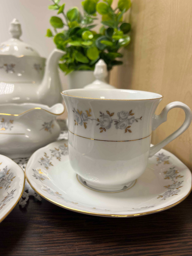 Чайный сервиз на 6 персон. Богемия, Чехословакия. Фарфор с деколью и золотом. Цена за 27пр. Картинка 5