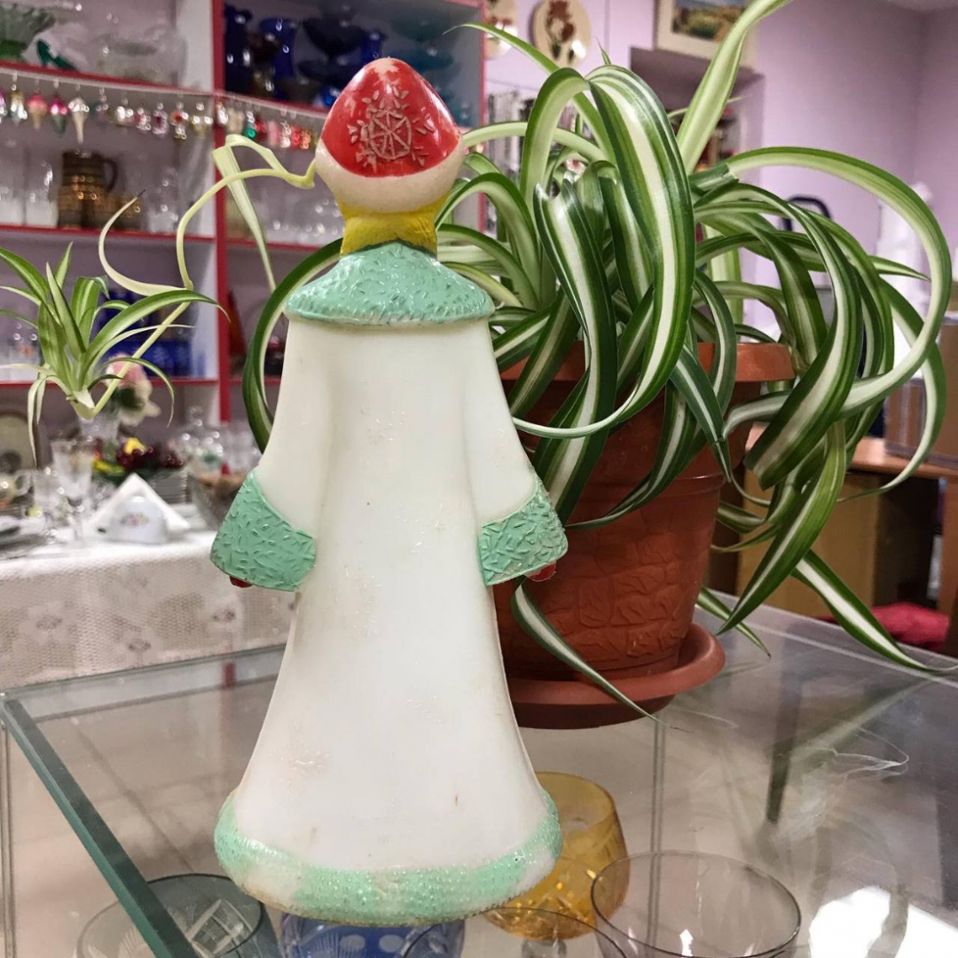 Снегурочка из пластмассы, винтаж, СССР. Картинка 3