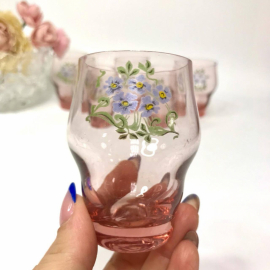 Стопки из цветного стекла с цветочной деколью, 50мл, винтаж, СССР. Цена за 6шт. Картинка 3