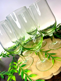 Бокалы из цветного зеленого стекла, винтаж, СССР. 130мл. Цена за 5пр