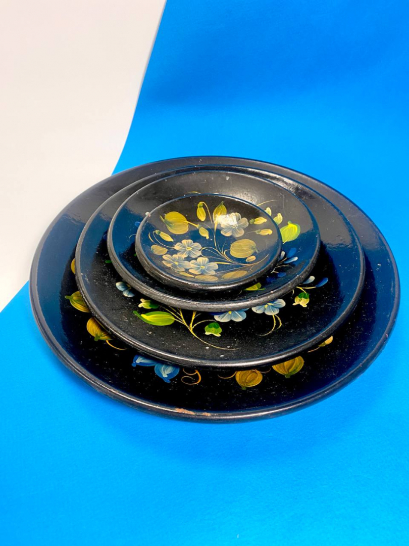 Настенные декоративные тарелки из дерева. Ручная роспись эмалями. Винтаж, СССР. Цена за 4шт. Картинка 3