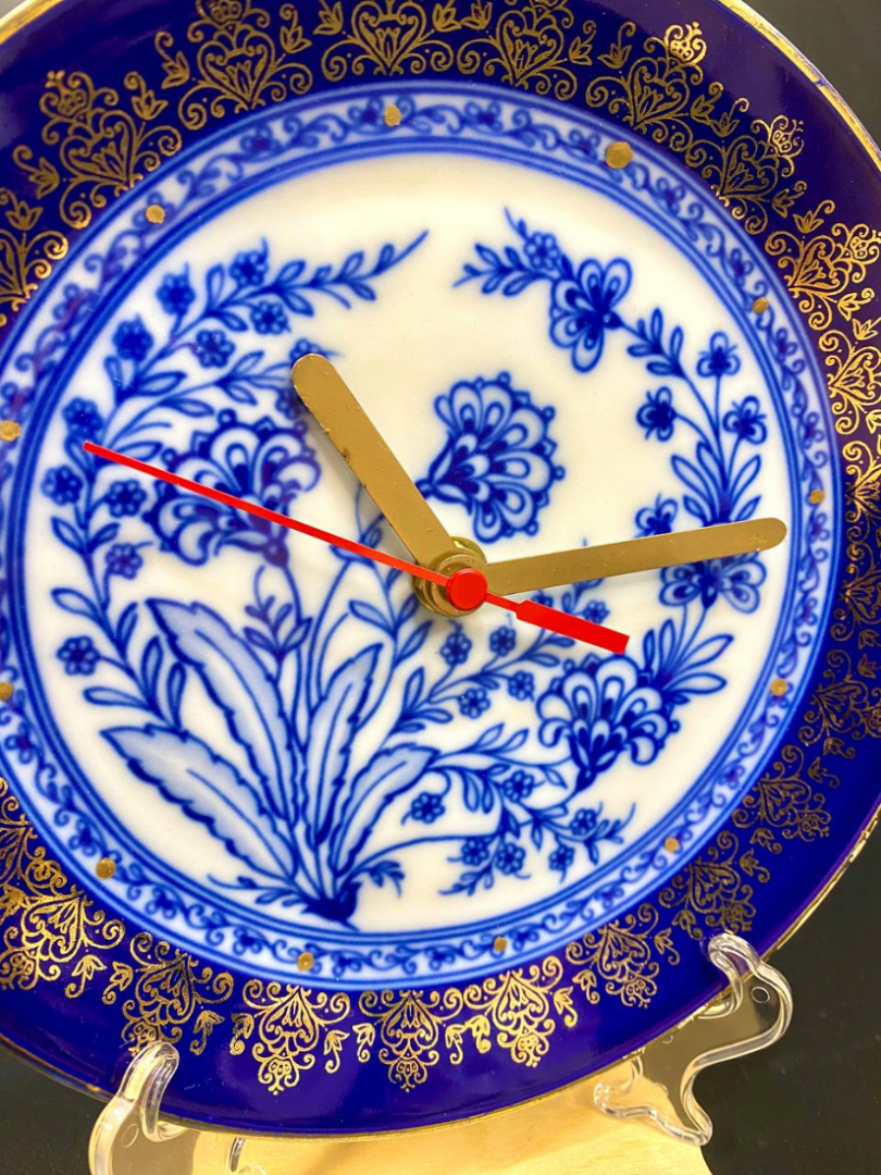Часы настенные кварцевые Moritz Zdekauer Чехословакия. Фарфор с кобальт дизайном и позолотой.. Картинка 2