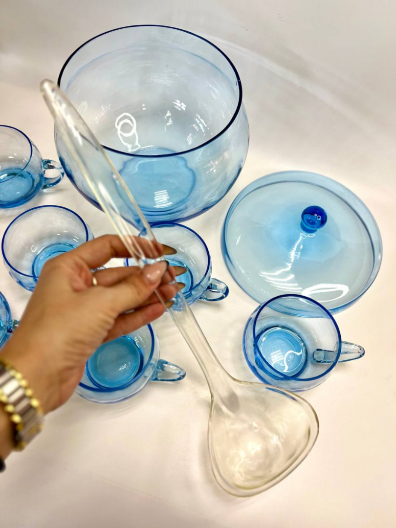 Набор для крюшона с 6ю кружками и половником, цвет. рельефное стекло. Скол на одной кружке. Цена 8пр. Картинка 4