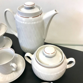 Кофейный сервиз Минский ФЗ 1983-1993гг. Рельф фарфор с позолотой, 150мл. Винтаж, СССР. Цена за 14пр. Картинка 5