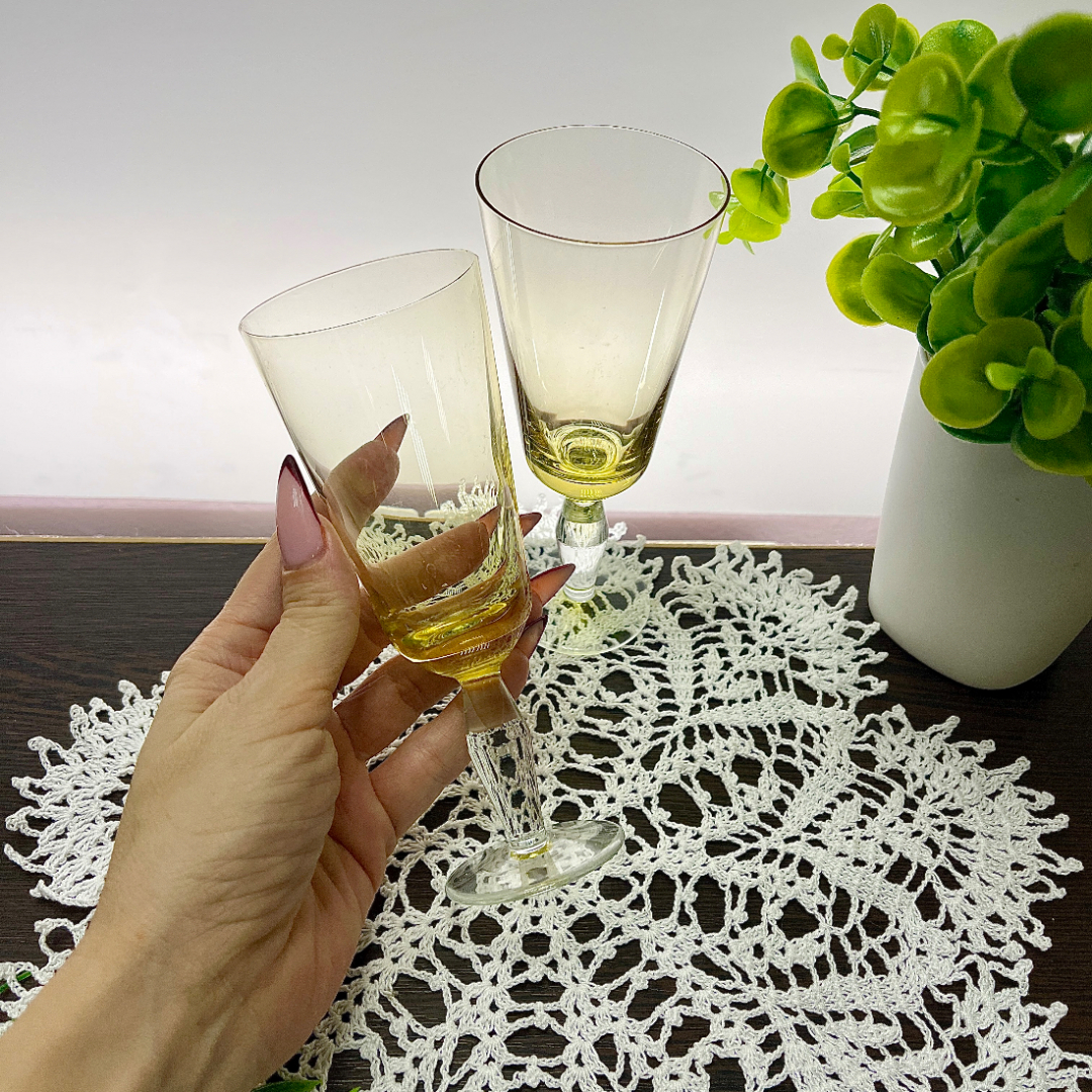 Бокалы из цитринового стекла, винтаж СССР, цена за пару. Картинка 3