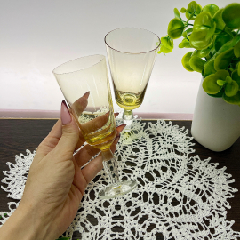 Бокалы из цитринового стекла, винтаж СССР, цена за пару. Картинка 3