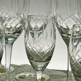 Набор рюмок, тонкий хрусталь с алмазной гранью Чехословакии, этикетки, цена за 6шт. Картинка 4