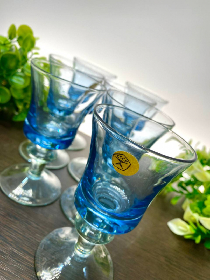 Набор рюмок, Стрыйский СЗ, каталог, ав.Г.Паламар, цветное купоросное стекло. Цена за 6шт. Картинка 4