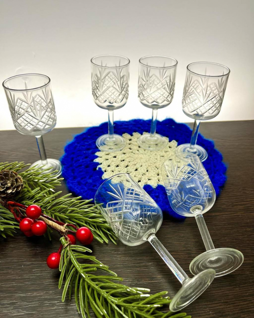 Рюмки из тонкого хрусталя с алмазной гранью, НПО Светлана, Ленинград, 1970е гг. Цена за 6шт. Картинка 1