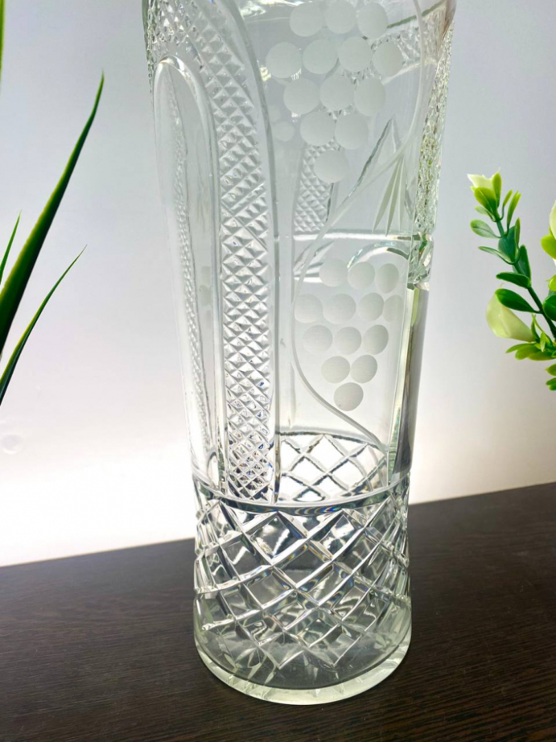 Огромный хрустальный бутыль "Виноград". Хрусталь с алмазной гранью. 2,2л 41,5см Винтаж, без пробки. Картинка 2