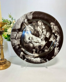 Декоративная тарелка "Рождественский вертеп", Чехословакия. Фарфор покрытый глазурью. Винтаж. Картинка 4