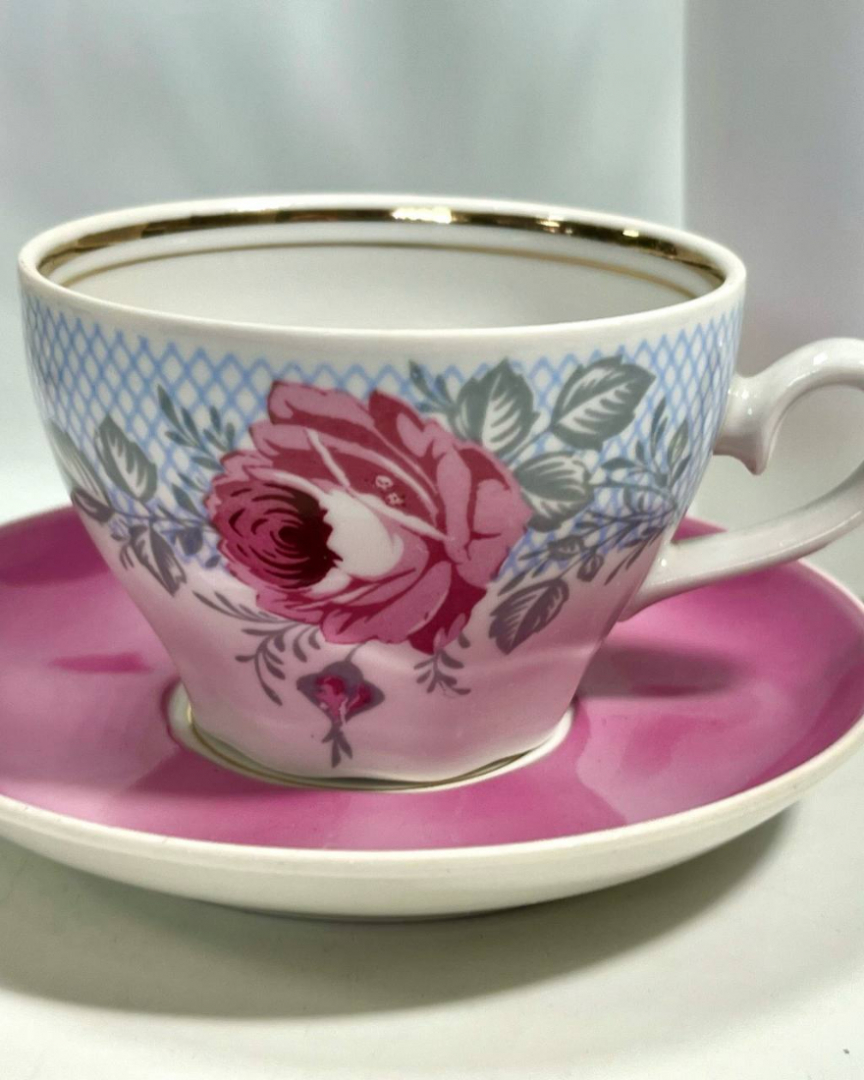 Чайная пара Рига 1970-1980гг. Фарфор, деколь, крытье. Винтаж. Картинка 1