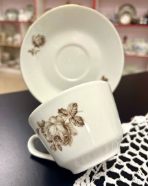 Чайный сервиз "Серая роза" Kahla, период ГДР. Фарфор, деколь, позолота. Скол на розетке. Цена за 22п. Картинка 3