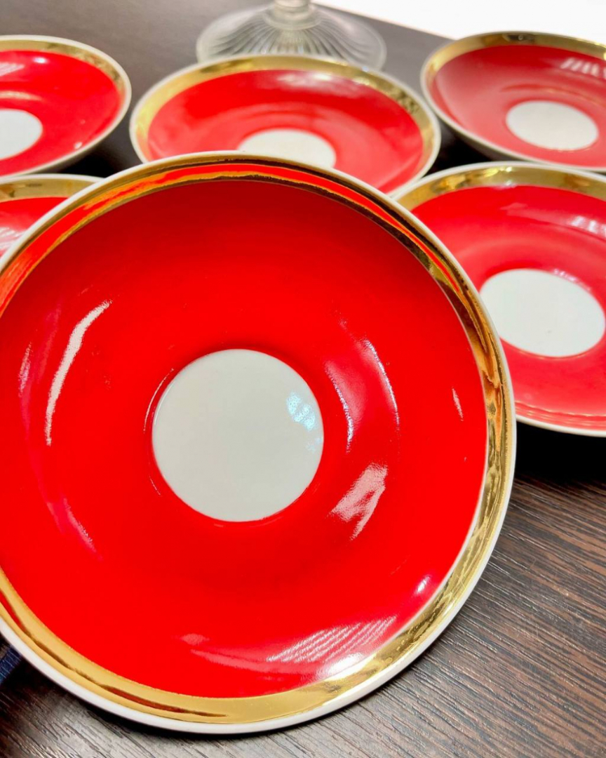 Блюдца от сервиза "Красный рубин" Дулевского ФЗ, красное клеймо 1988г, винтаж. Цена за 6шт. Картинка 3