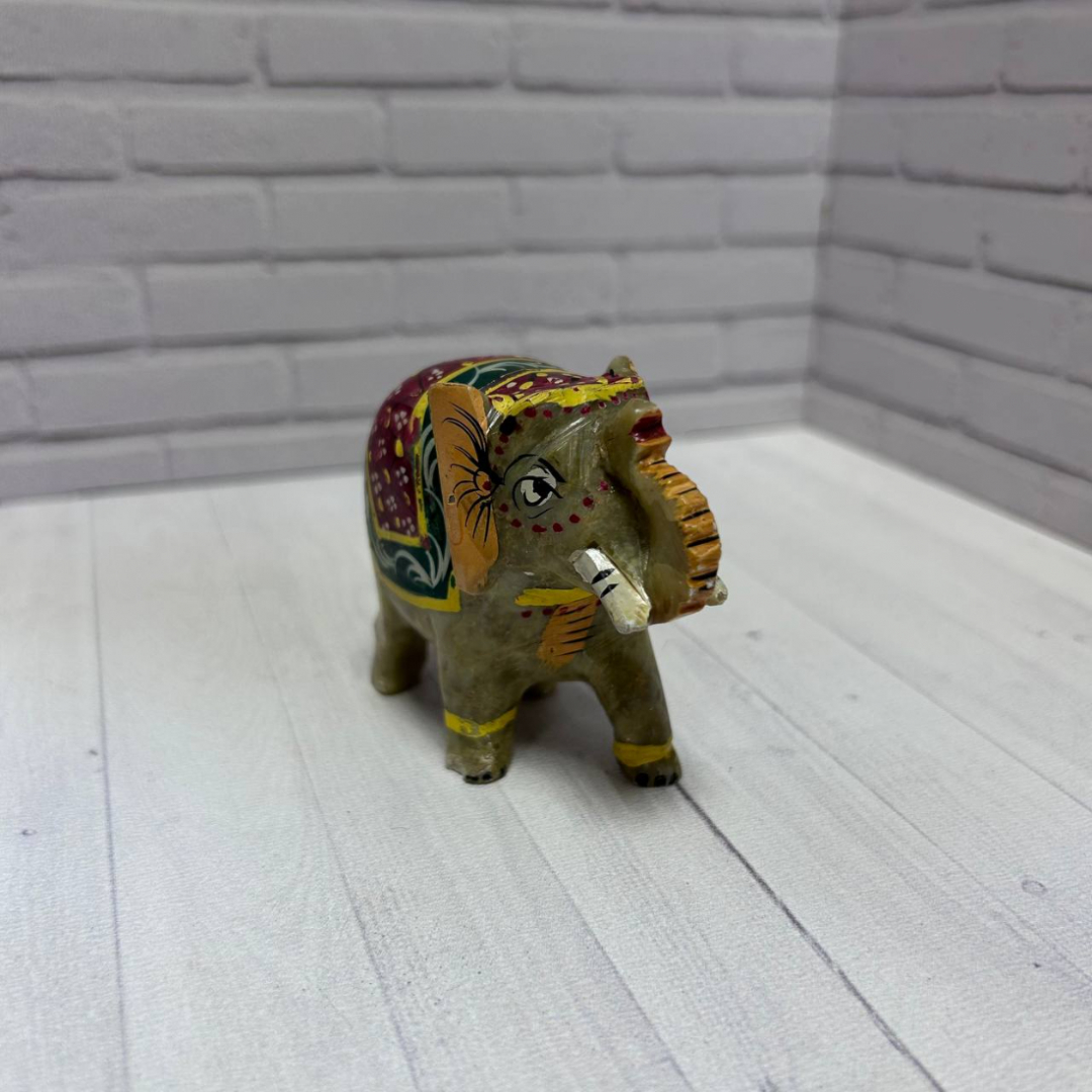 Статуэтка "Слон". Натуральный камень оникс с ручной росписью. Картинка 4