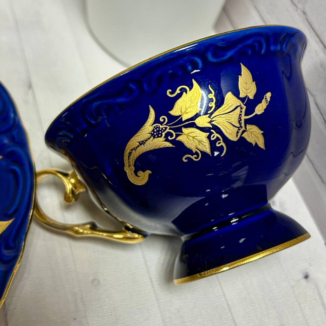 Чайное трио Apulum Germany 1970гг. Тонкий рельефный фарфор, кобальтовое крытье, золото. Винтаж. Картинка 2