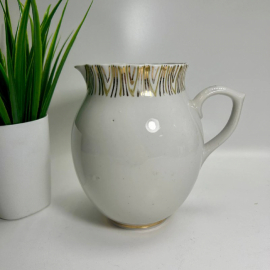 Кувшин для напитков. Городницкий ФЗ 1970-2000гг. Рельеф фарфор, роспись,позолота. Фабричные недочеты