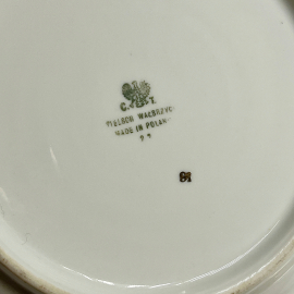 Тарелки закусочные Карл Тильш Poland 1945-1952гг. Рельеф фарфор, позолота.Скол на одной. Цена за 6шт. Картинка 5