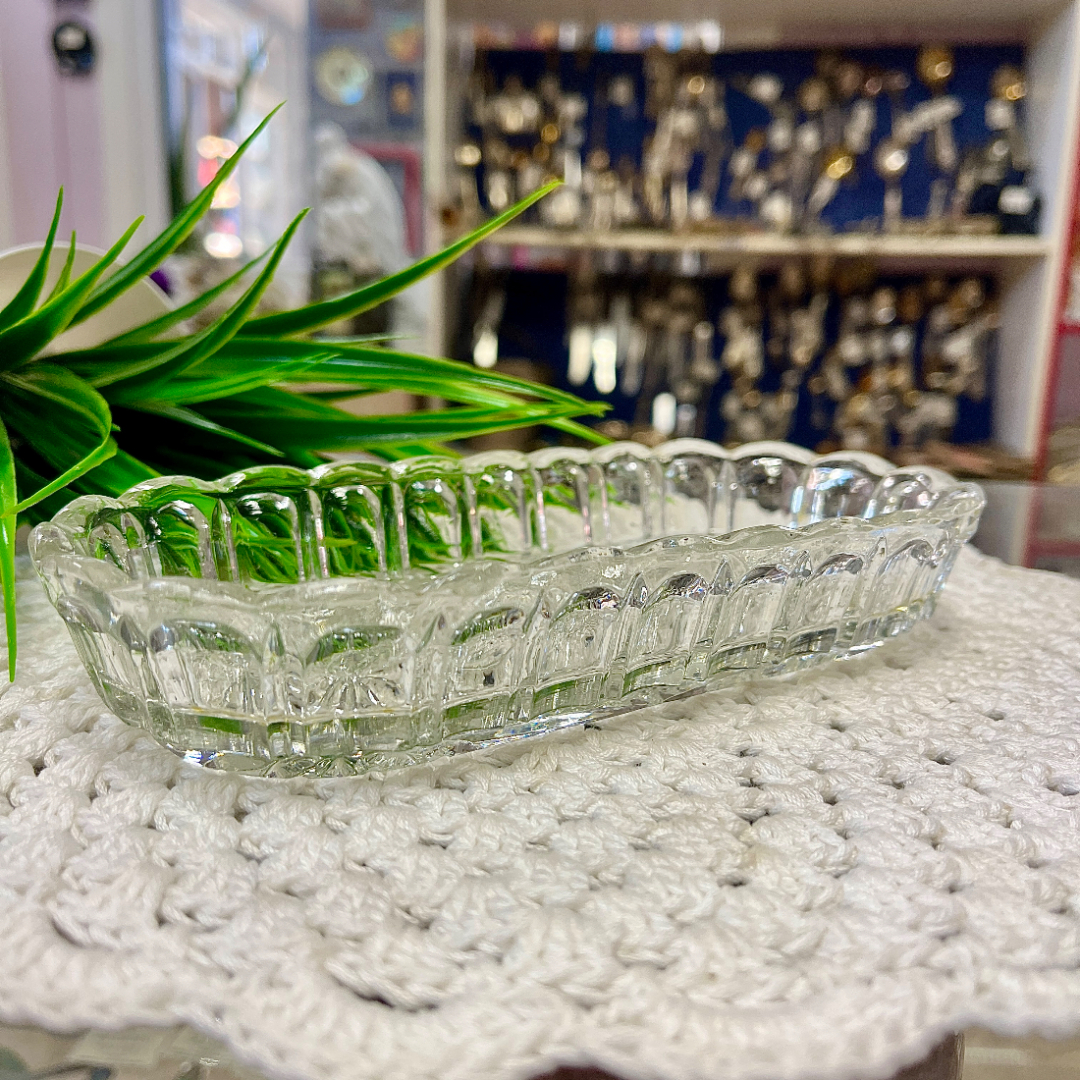 Лоток/овальное блюдо с бортиками, хрусталь с алмазной гранью. Микро-сколы. Винтаж, СССР. Картинка 2