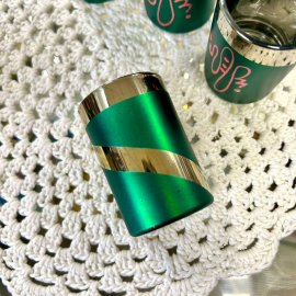 Стопки зеленые ГХЗ, стекло с крытьем и рисунком. Сколы на 2х. Цена за 5шт. Картинка 5