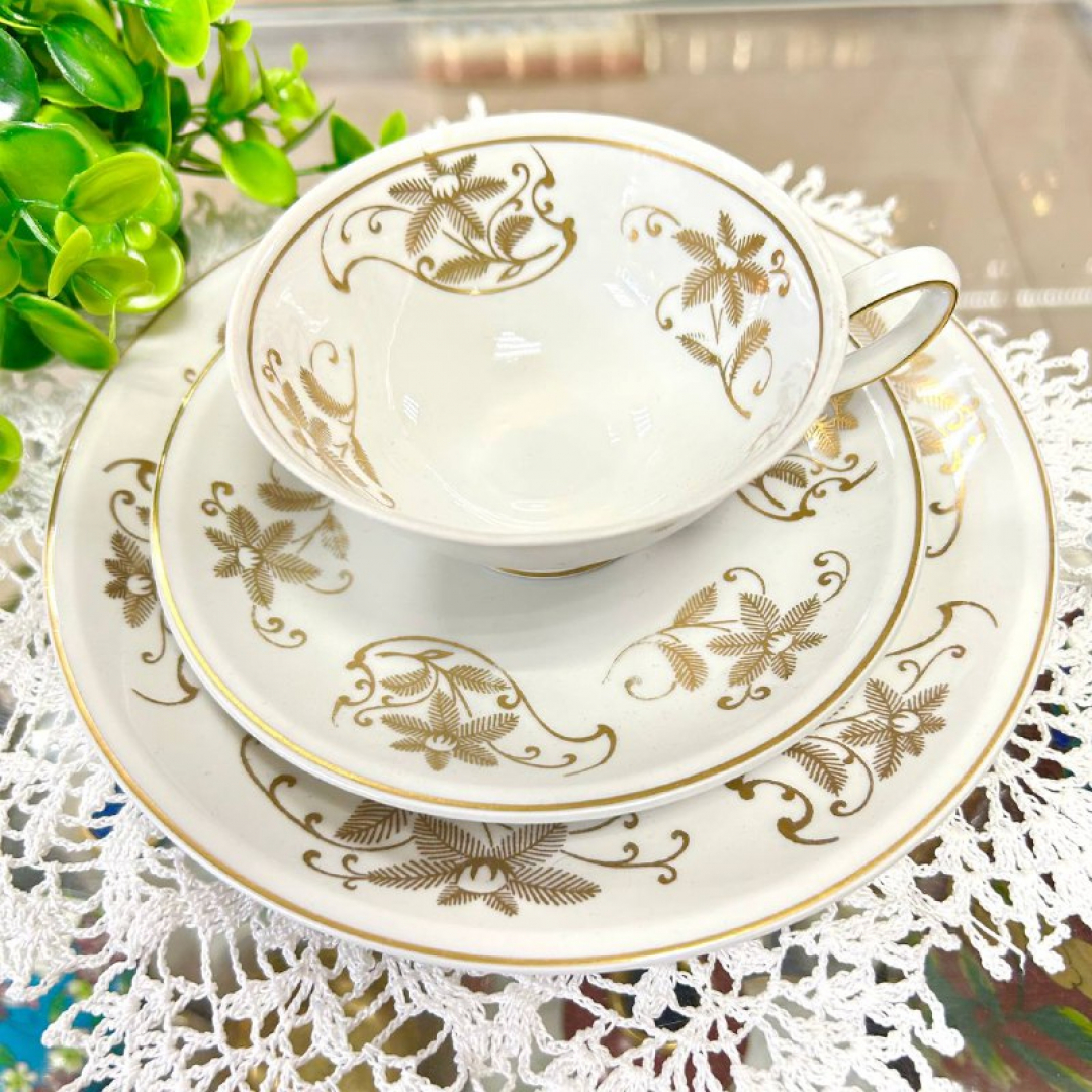 Немецкое чайное трио Lettin Германия 1956-1969гг. Рельефный фарфор, крытье, позолота. Винтаж. Картинка 7