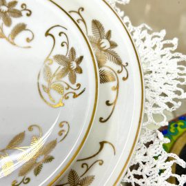 Немецкое чайное трио Lettin Германия 1956-1969гг. Рельефный фарфор, крытье, позолота. Винтаж. Картинка 3