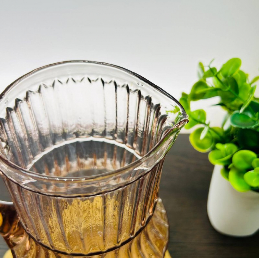 Кувшин из цветного карамельного рифленого стекла. Рисунок от формы. Винтаж, СССР. Картинка 2