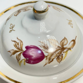 Масленка с низкими бортами Сумский ФЗ 1974-84гг. Фарфор, деколь, позолота. Фабр недочет на пимпочке. Картинка 5