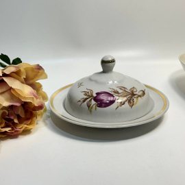 Масленка с низкими бортами Сумский ФЗ 1974-84гг. Фарфор, деколь, позолота. Фабр недочет на пимпочке