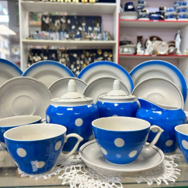 Чайный сервиз "Горох" на голубом крытье. Туймазинский ФЗ. Фарфор, крытье, окантовка. Цена  за 20пр. Картинка 2