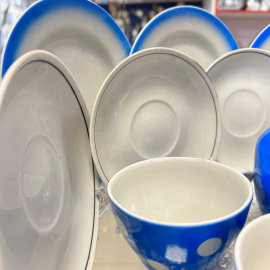 Чайный сервиз "Горох" на голубом крытье. Туймазинский ФЗ. Фарфор, крытье, окантовка. Цена  за 20пр. Картинка 7