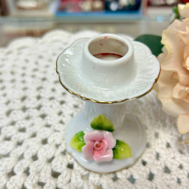 Подсвечник для одной свечи. Рельефный фарфор, ручная лепка, позолота. Германия. Этикетка. Винтаж. Картинка 3