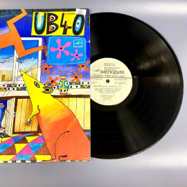 Пластинка "Ансамбль "UB 40" Великобритания" издательство: Мелодия 1987г. Винтаж. Картинка 3