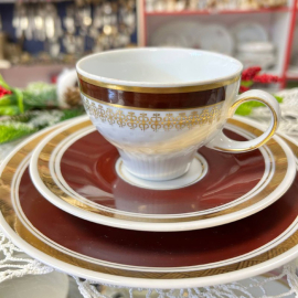 Чайная пара Kalha ГДР. Фарфор с коричневым крытьем, рельеф, позолота. Винтаж