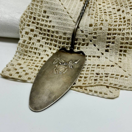 Лопатка "Роза" из серебра 916пр. Таллинн ПО "Ювээл". Вес 67,9г. Винтаж. Картинка 4