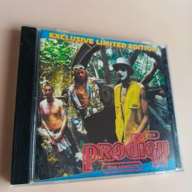 CD диск группы THE PRODIGY - The Singles (Exclusive Limited Edition) (CD-1997)