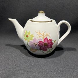 Чайник "Цветы", фарфор, деколь, позолота, Кокчетавский ФЗ, винтаж, СССР