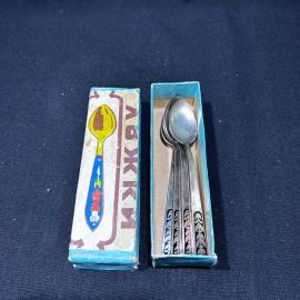 Набор кофейных ложек 6 штук "Варвара", мельхиор, в родной коробке, винтаж, СССР