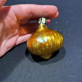 Елочное украшение "Золотой орех", стекло, винтаж, СССР