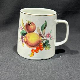 Большая кружка "Фрукты", в коробке, фарфор, деколь, позолота, винтаж, Китай