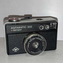 Фотоаппарат винтажный, СССР. Agfa Agfamatic 300 Sensor, пленочная фотокамера из Германии