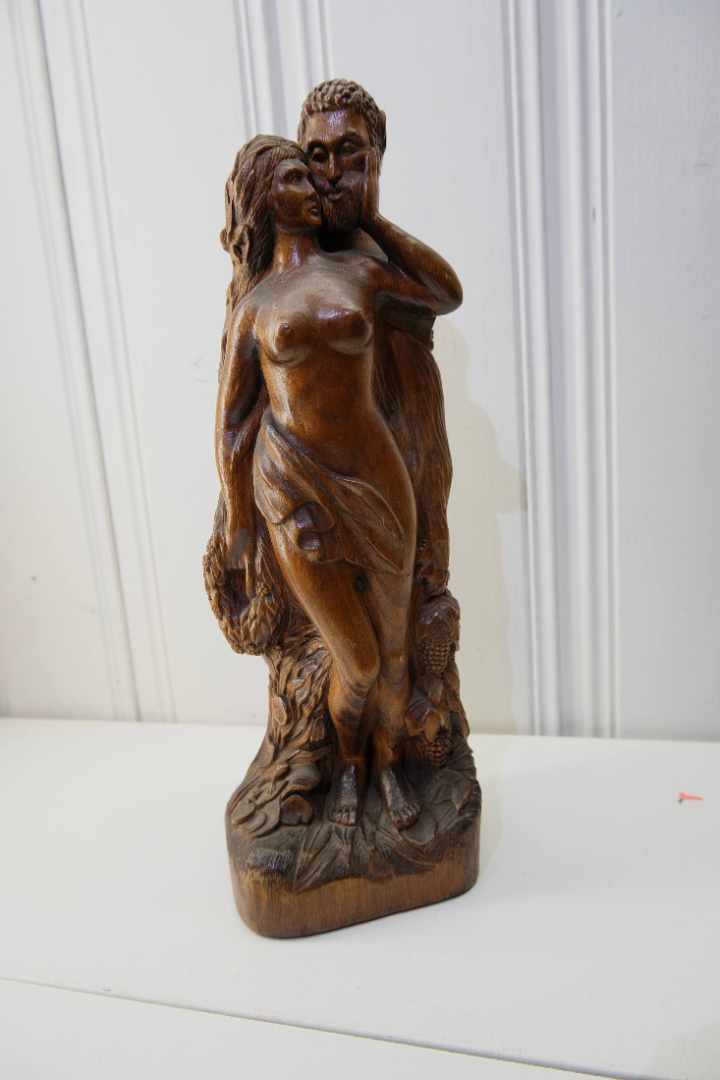 Статуэтка "Мужчина и женщина", 1979 год.. Картинка 1