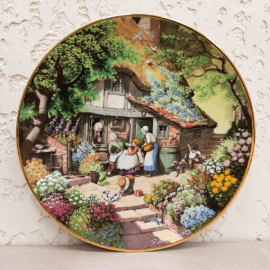 Декоративные коллекционные тарелки (4 шт.) с росписью художника Робера Херси. Фирма производитель: T