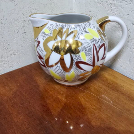 Молочник фарфоровый "Золотые ромашки", ЛФЗ, СССР.