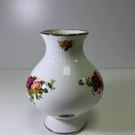 Ваза фарфор Royal Albert цветы