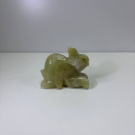 Фигурка кролика из оникса
